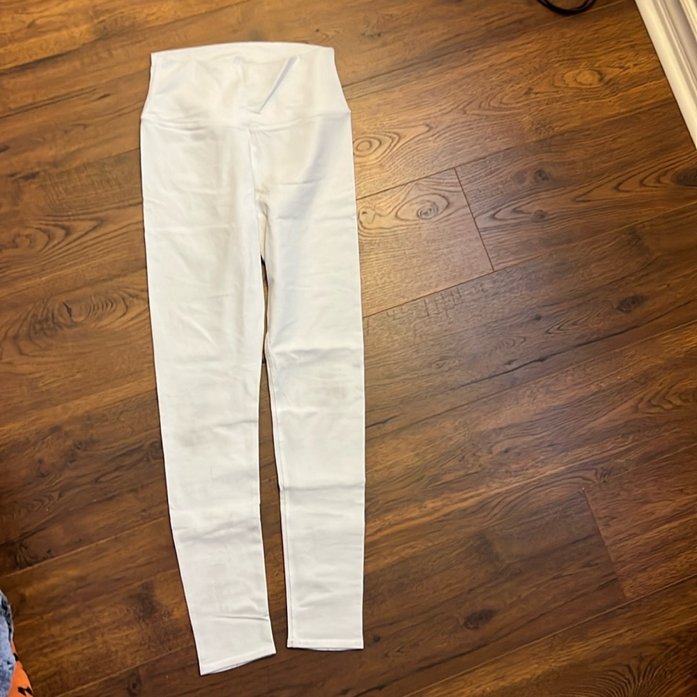 Alo Leggings